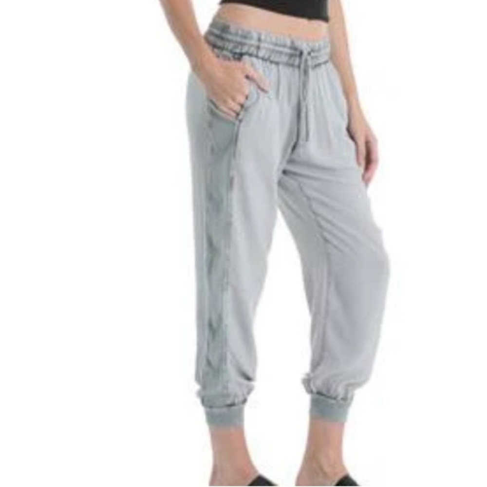 Elan Women's Jogger Pants Size L Gray Elastic Waist Cuffed Ankles Casual